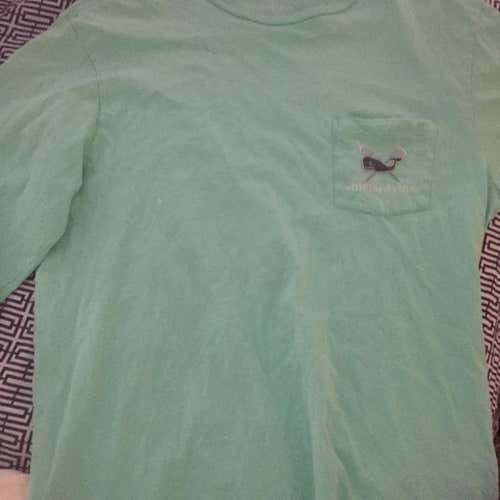 Used Men’s Size Small Vineyard Vines Green Lacrosse Long Sleeve Pocket Tee
