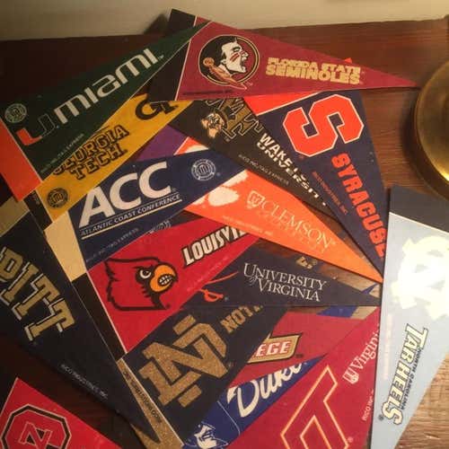 Used Good Condition Vintage ACC Mini Pennant Collection