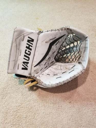 Vaughn V7 Glove SR Regular Used