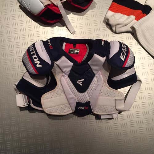 Easton Pro10 Shoulder Pads