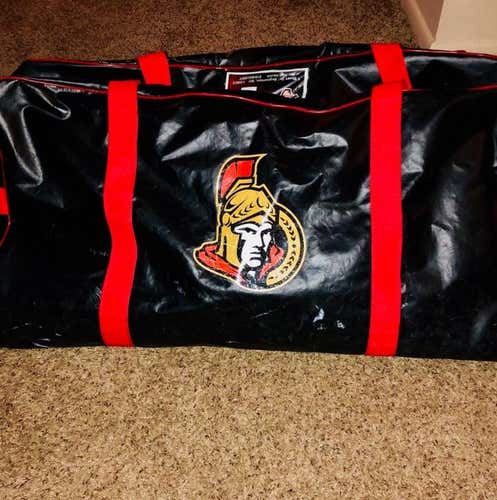 Ottawa Senators Hockey Bag  (pro Stock)