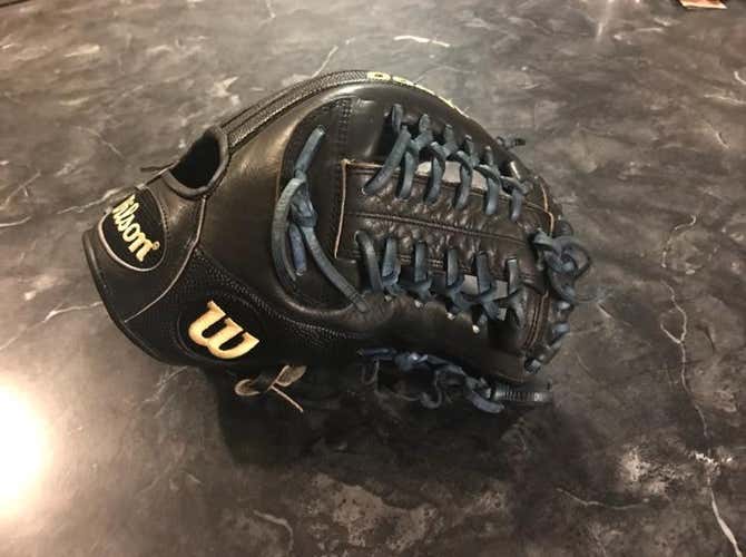 Wilson A2000 CJW 12” Trapeze Black Royal