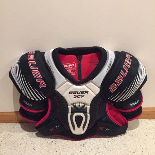 New Bauer X 7.0 Shoulder Pads