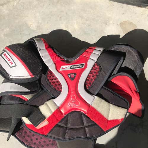 Nike Bauer 70 Shoulder Pads
