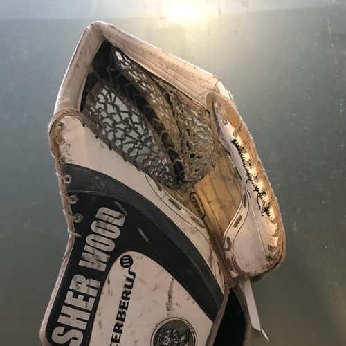 Sherwood Goalie Catcher. Left