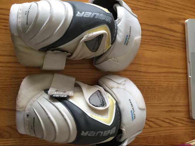 Bauer 1000 Elbow Pads, XL