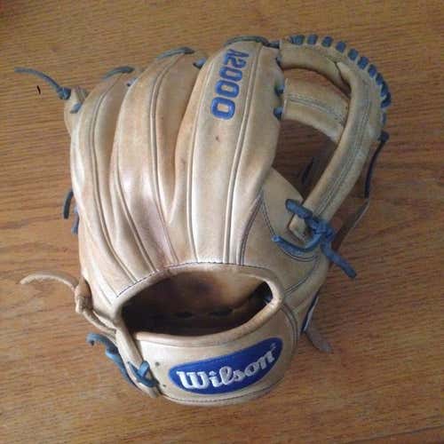 Wilson A2000 Infield/Outfield 11.75"