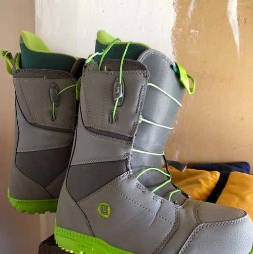 Burton Motto Boot Men’s Size 8