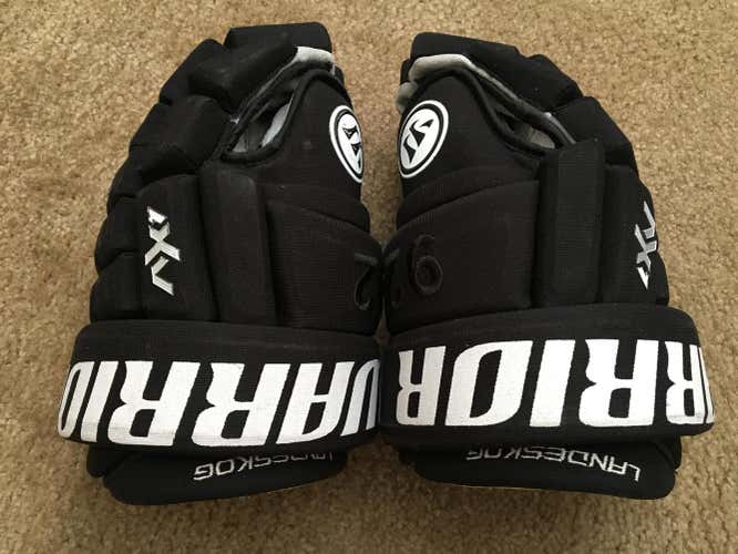 Gabriel Landeskog Game Used Gloves