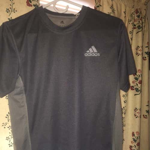 Used Men’s Small Adidas Athletic Grey Shooter Shirt
