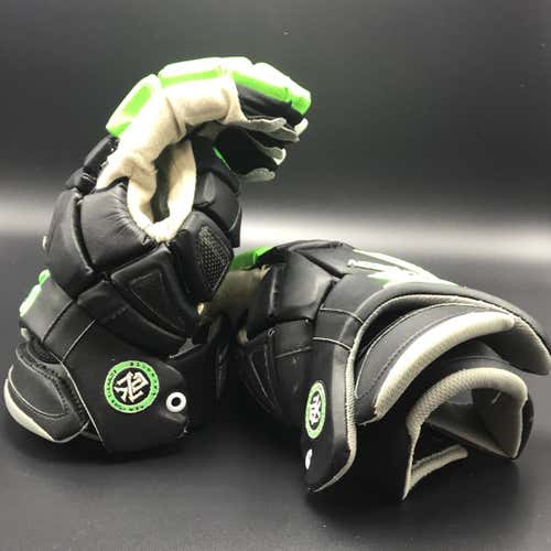 EUC STX surgeon 500 NY lizard Gloves