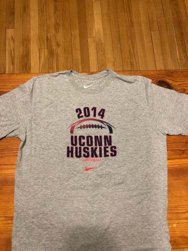 Nike 2014 UCONN Football T-Shirt