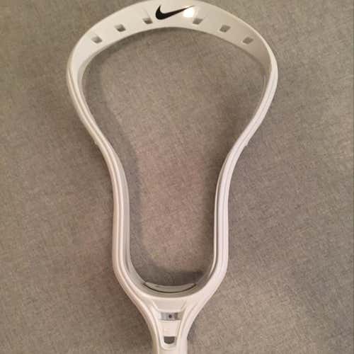 Nike Lakota U