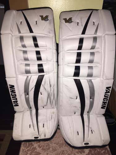 Vaughn Youth / Junior Goalie Leg Pads