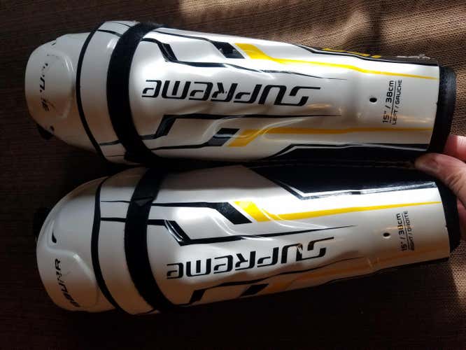 Bauer Supreme 150  Shin Guards