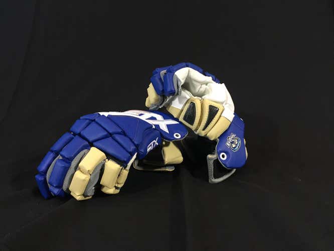 Charlotte Hounds STX Surgeon 500 Gloves