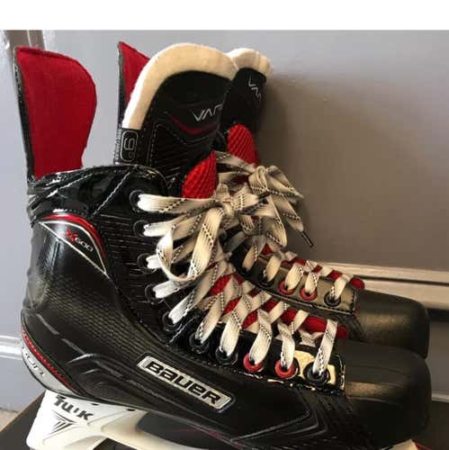 Bauer 2017 Vapor X600. Only Used A Couple Hours In A Public Skate
