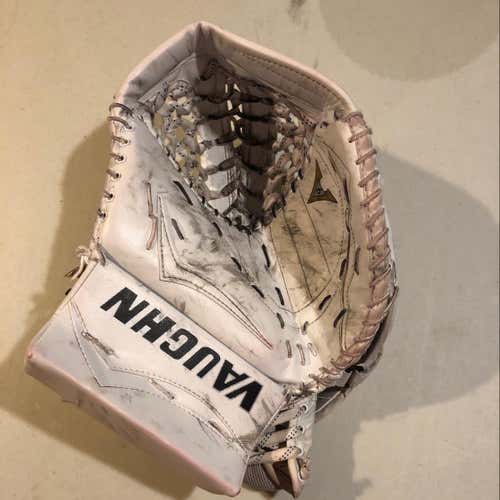 Vaughn Velocity V6 1000 Sr. Goalie Glove