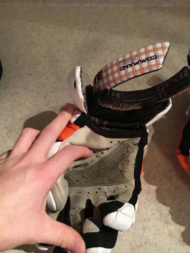 Under Armour Command Pro Evolve gloves