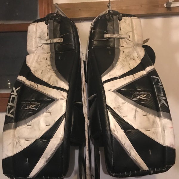RBK Premier SR 35” Goalie Leg Pads
