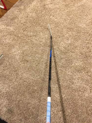 Bauer Nexus 1N Toews p14 77 flex grip
