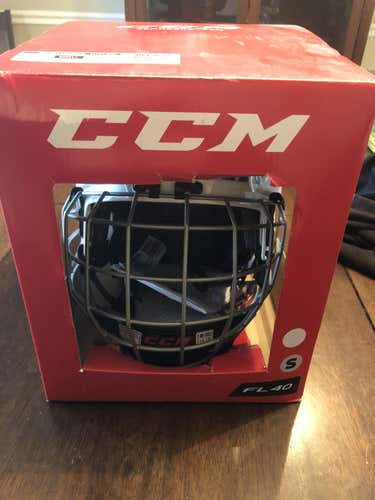 CCM Helmet FL40 S