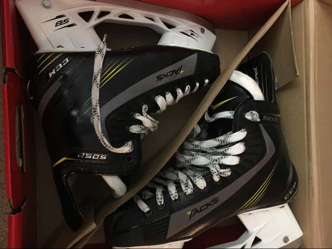 Ccm 5052 Tacks 9 D