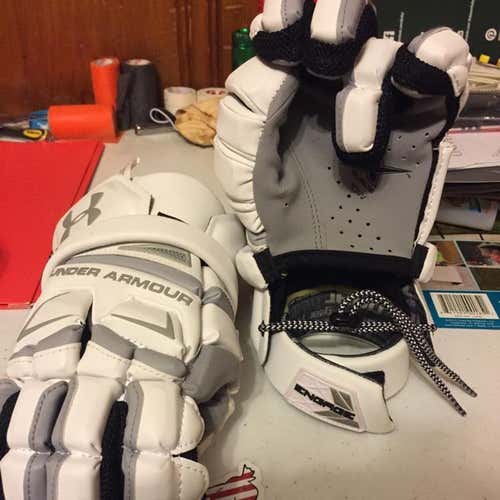 Under Armour Engage Gloves