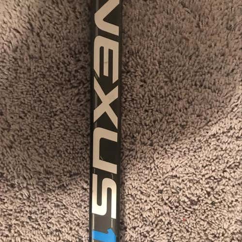 Bauer 1N Hockey Sticks RH 87 Flex PM9 Like new