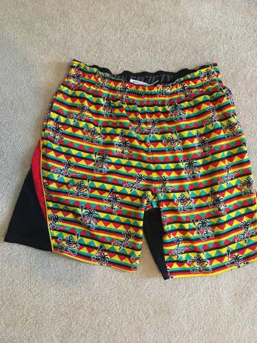 Flow Society Shorts Medium