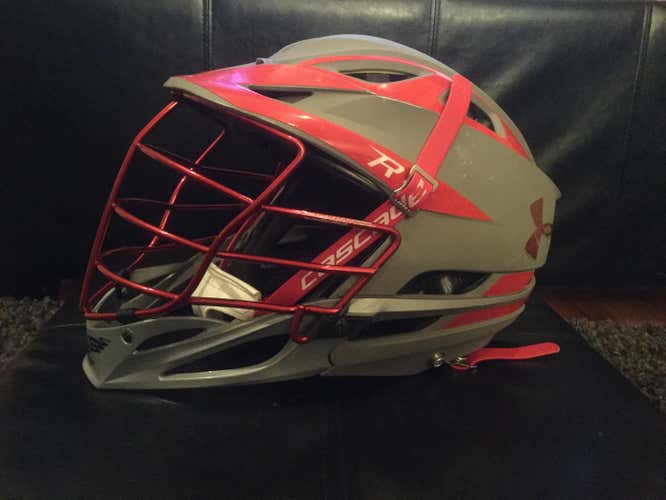 Helmet Cascade R Matte Grey with Red Face Mask