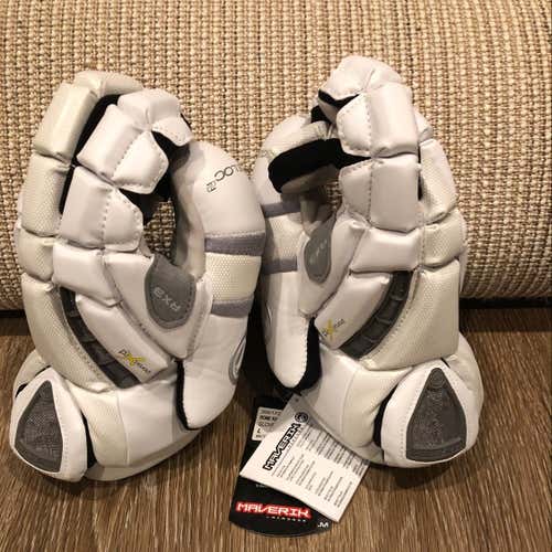 BNWT Maverik RX3 Goalie Gloves 13”