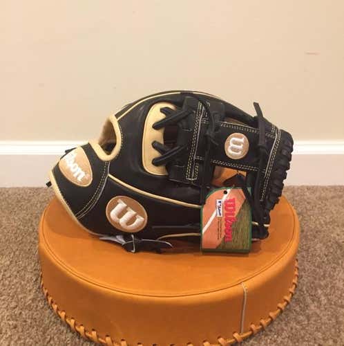 Wilson A2000 11.5 New
