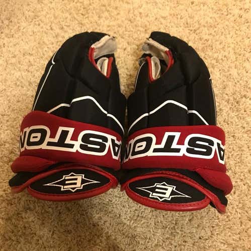 Easton Gloves