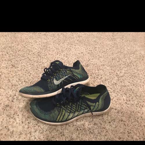 Men’s Nike Flyknit Free 4.0 Size 9