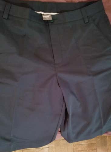 New Puma Golf Shorts - SIZE 38 waist