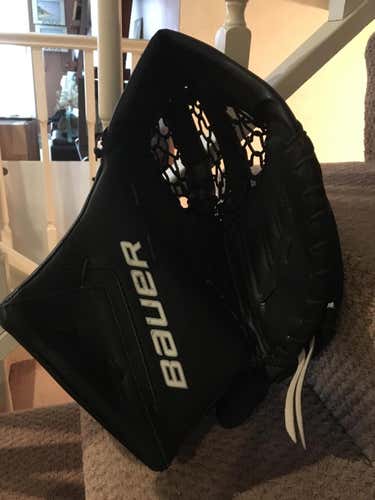 Bauer Supreme one.9 Goalie Glove Regular Intermediate