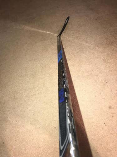|BRAND NEW|Bauer 1N-77 Flex-Larkin PM9-Righty-Grip