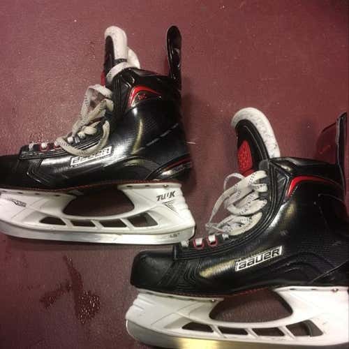 2018 Bauer Vapor 1x Size 10 D