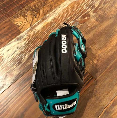 Wilson A2000 RC 22 11.5” NWT Cano Model