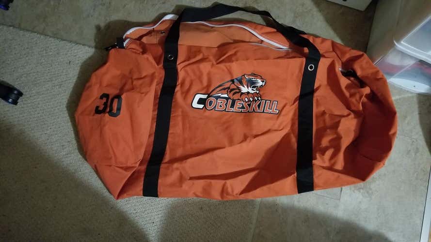 New Maverik Cobleskill Lacrosse #30 bag