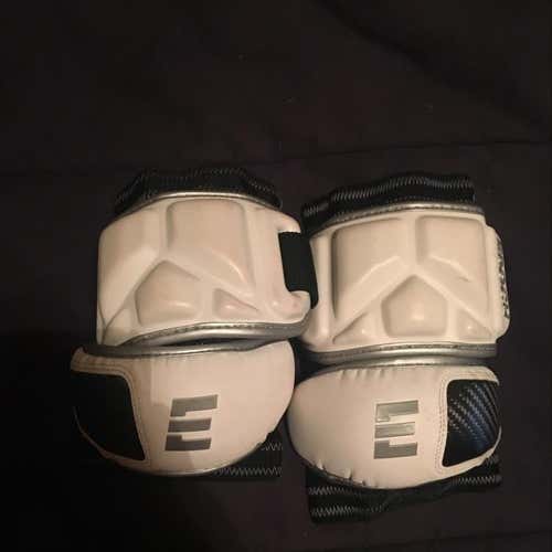 Epoch Integra Defense elbow pads