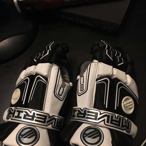 Maverick C2 Gloves!! Trades for 13” Gloves