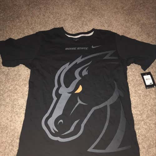 NWT BOISE STATE NIKE SHIRT