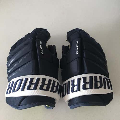 Warrior Alpha EVO Pro Sr 14” Gloves