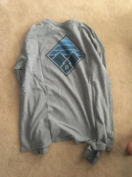 New Patagonia Long Sleeve Tee