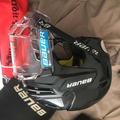 Bauer Re Akt (Fish Bowl NOT Included)