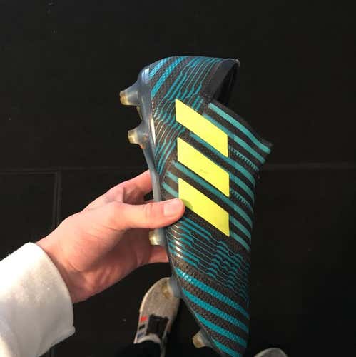Adidas Nemeziz