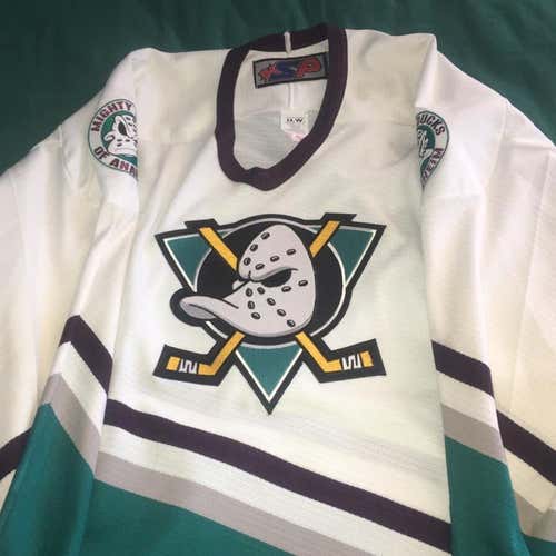 Mighty Ducks 90’s White Hockey Jersey XL Vintage