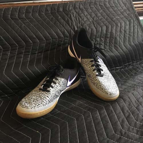 Nike MagistaX Indoor Shoe